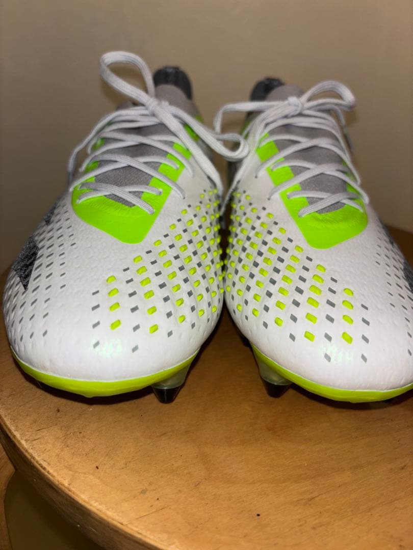 【新品・未使用❗️】adidasプレデターアキュラシーSGスパイク 25.5cm