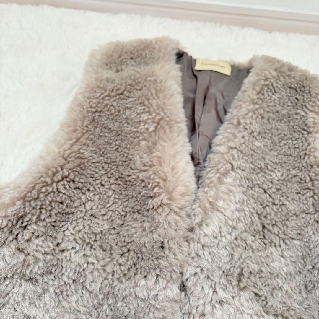 美品✨23AW✨定価2.6万✨カレンソロジー　シープライクファーベスト