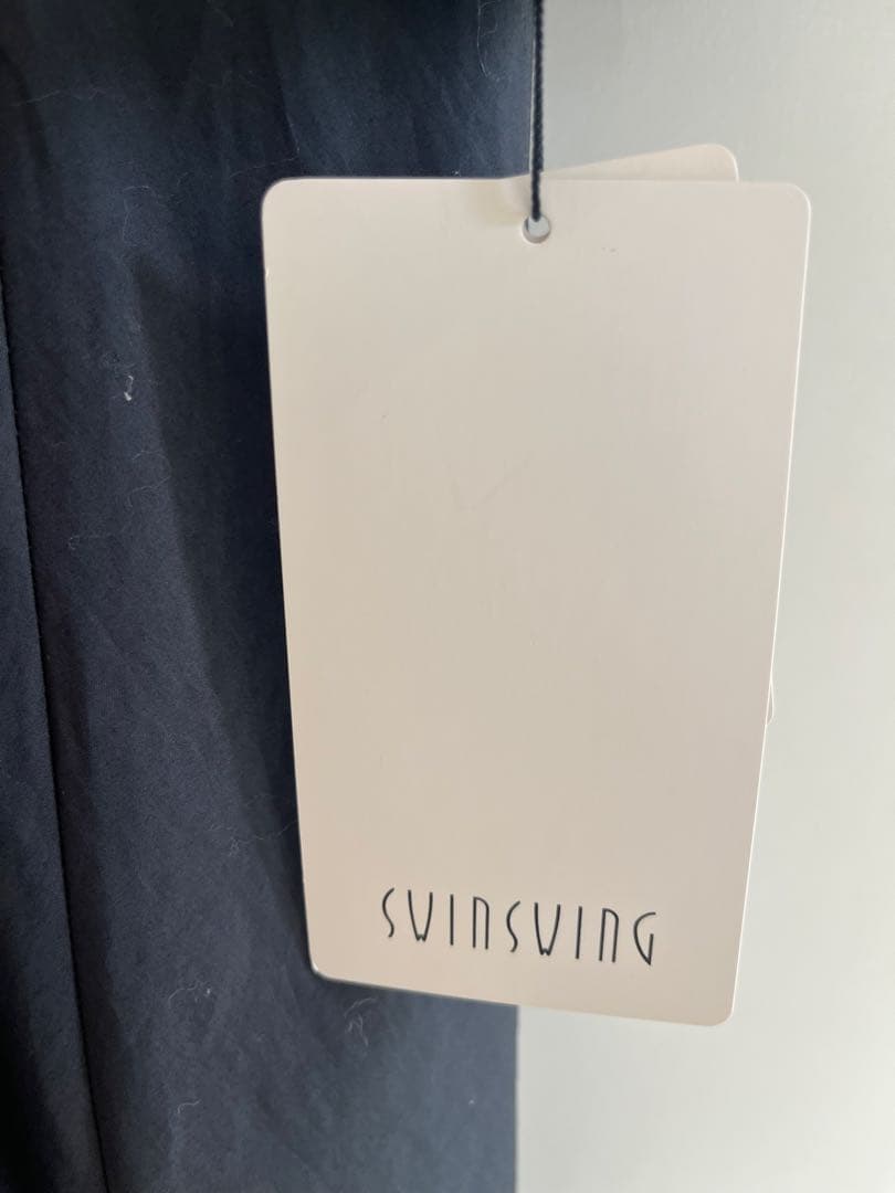 新品未使用★SWINSWINGスウィンスウィング 42サイズ
