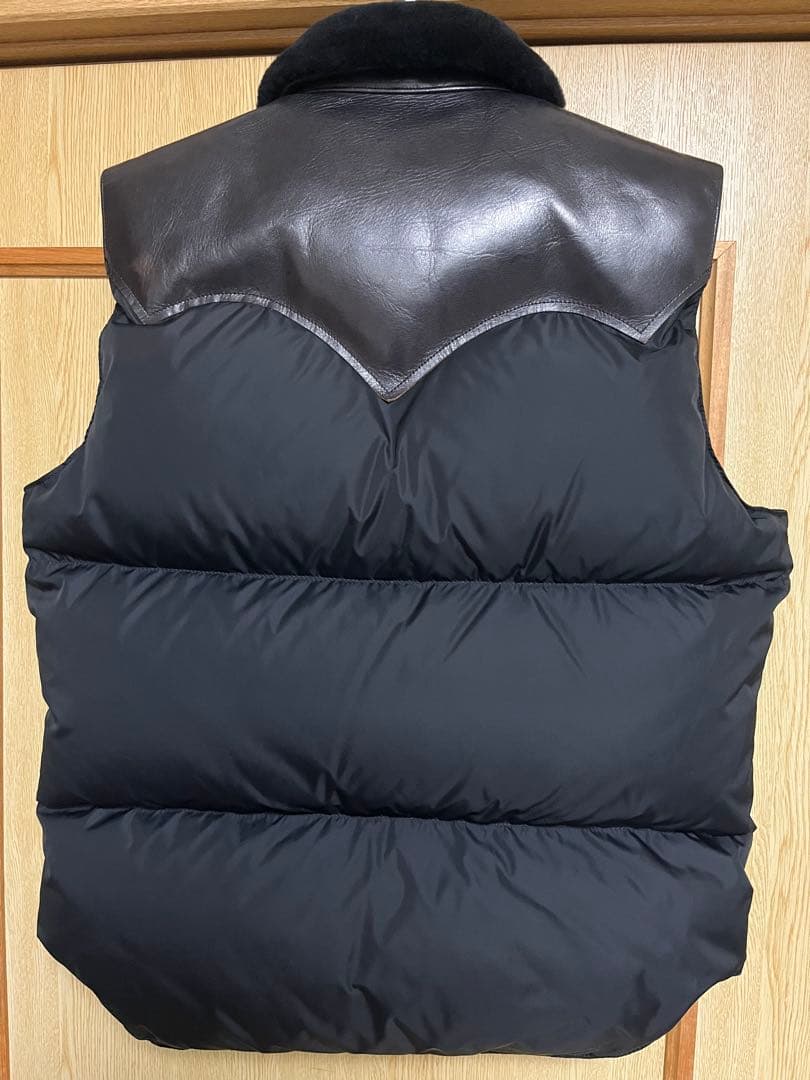 42 Rocky Mountain MOONLOID別注 ベスト ホースハイド