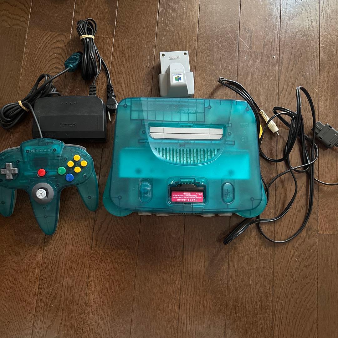 ニンテンドー64本体　クリアブルー