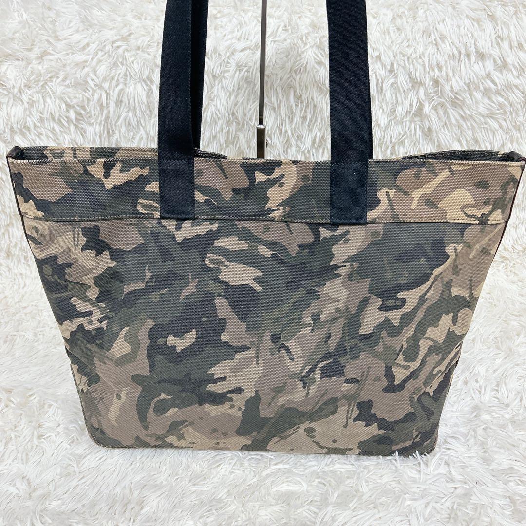 【希少美品】COACH×WhisBe コラボ ガミーベア トートバッグ 迷彩