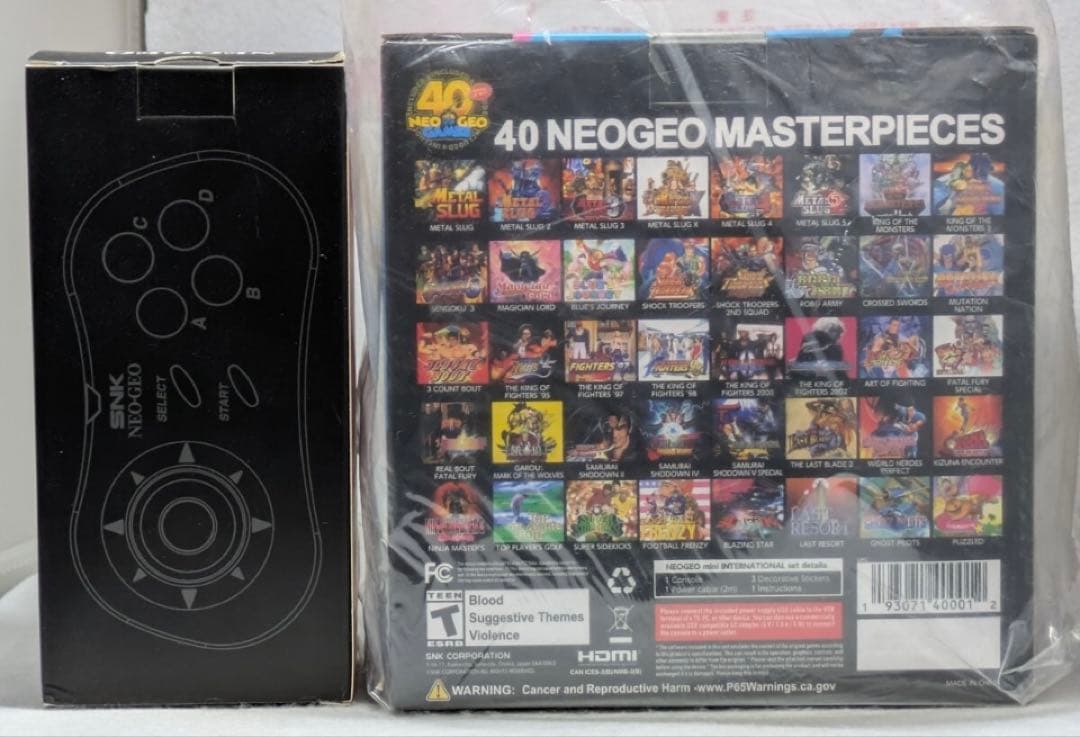 ［即決・新品未開封］『ネオジオミニ インターナショナル版＆NEOGEO Pad』