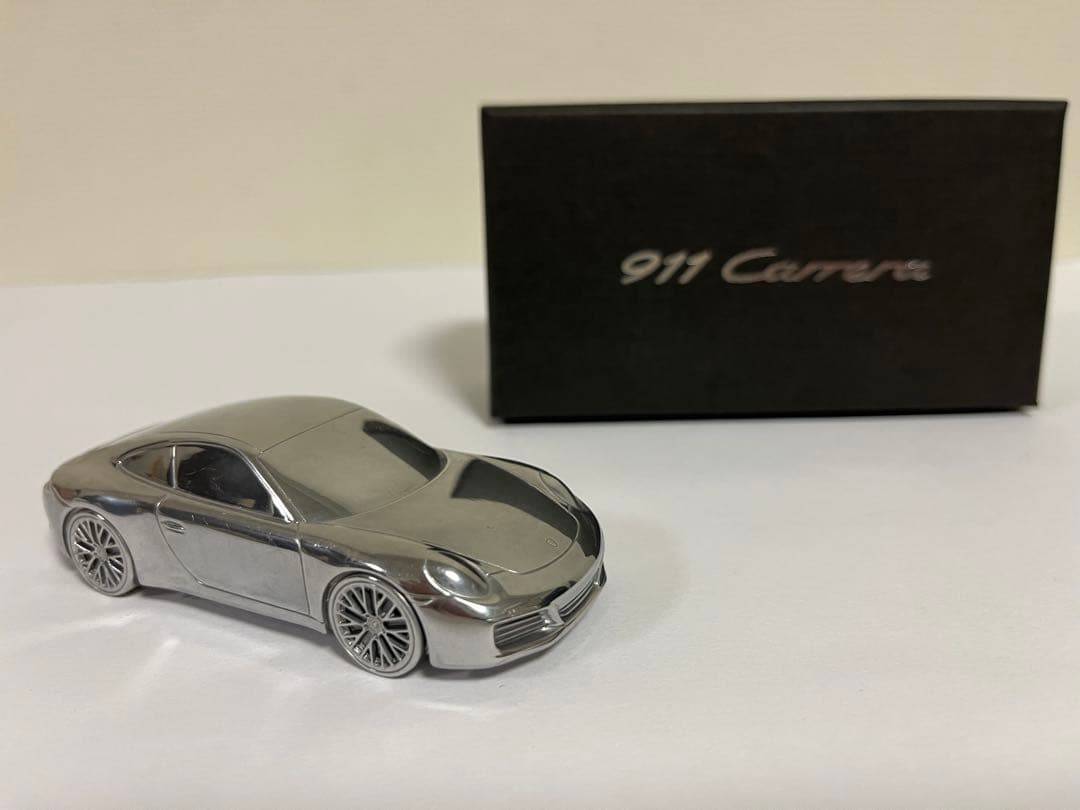 Porsche 911 Carrera ペーパーウェイト1/43