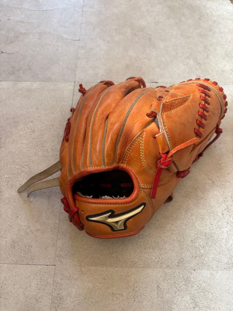 Mizuno Global Elite 軟式グローブ ダイヤのA 成宮鳴モデル