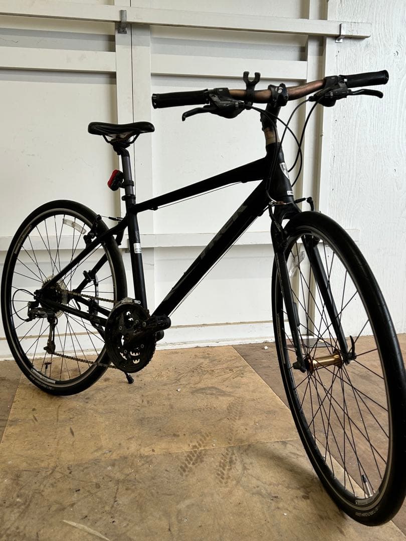 【カーボン】TREK クロスバイク SHIMANO 27段 トレック シマノ