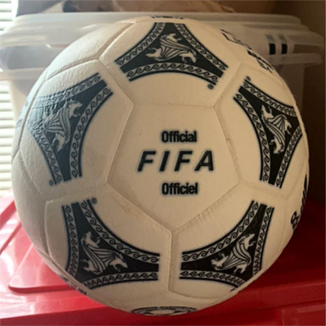 ワールドカップ　アディダス　サッカーボール