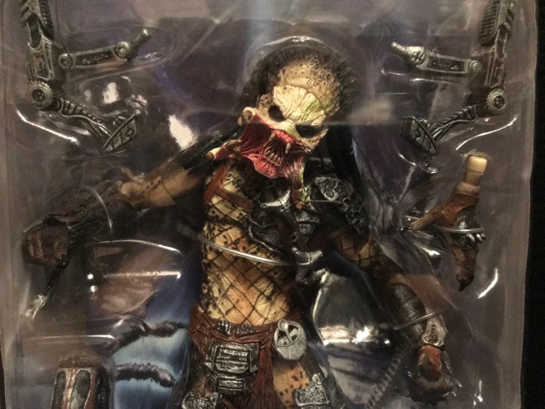 NECA AVP2 ウルフプレデター オープンマウスver. フィギュア