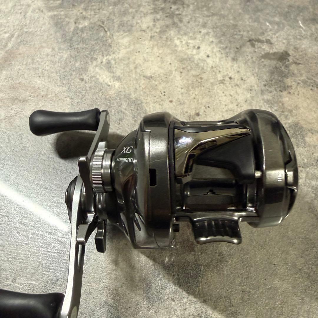 美品 SHIMANO 20 nium XG ベイトリール 左