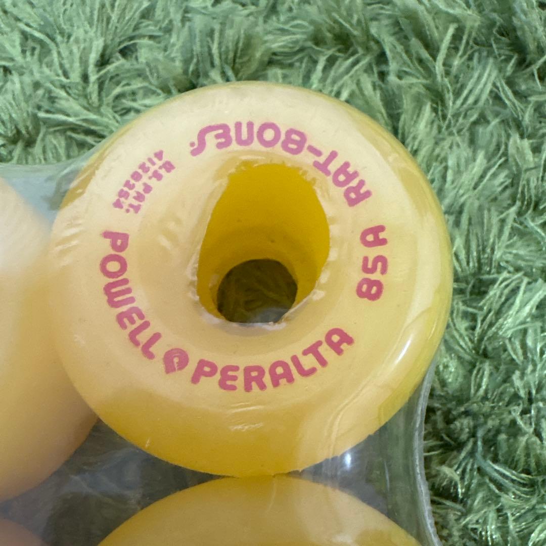 POWELL PERALTA RAT-BONES 85A イエロー 4個セット