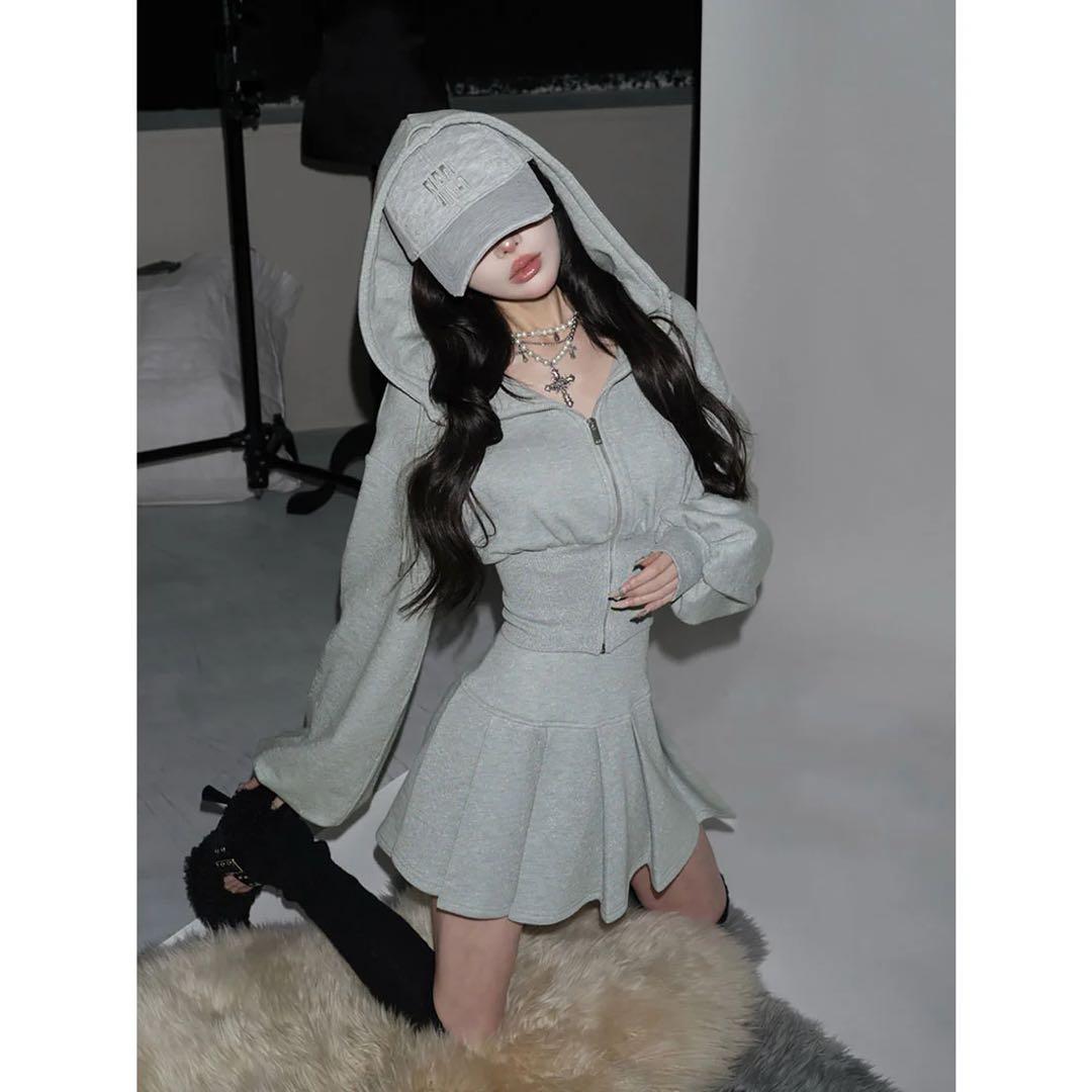 ダーリッチ カラーラメスウェットコルセットパーカー gray 新品未使用