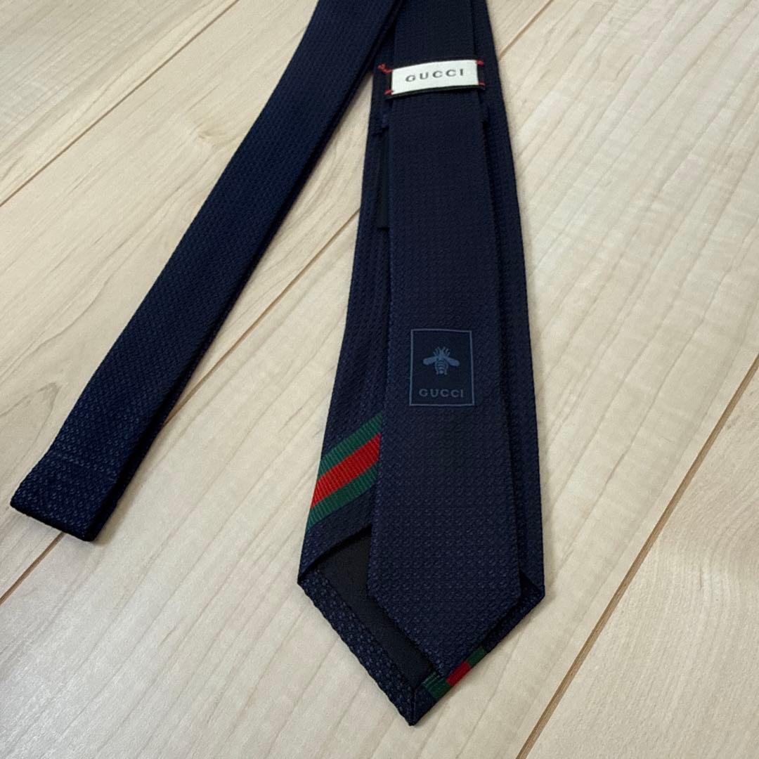 GUCCI bee ネクタイ 超美品