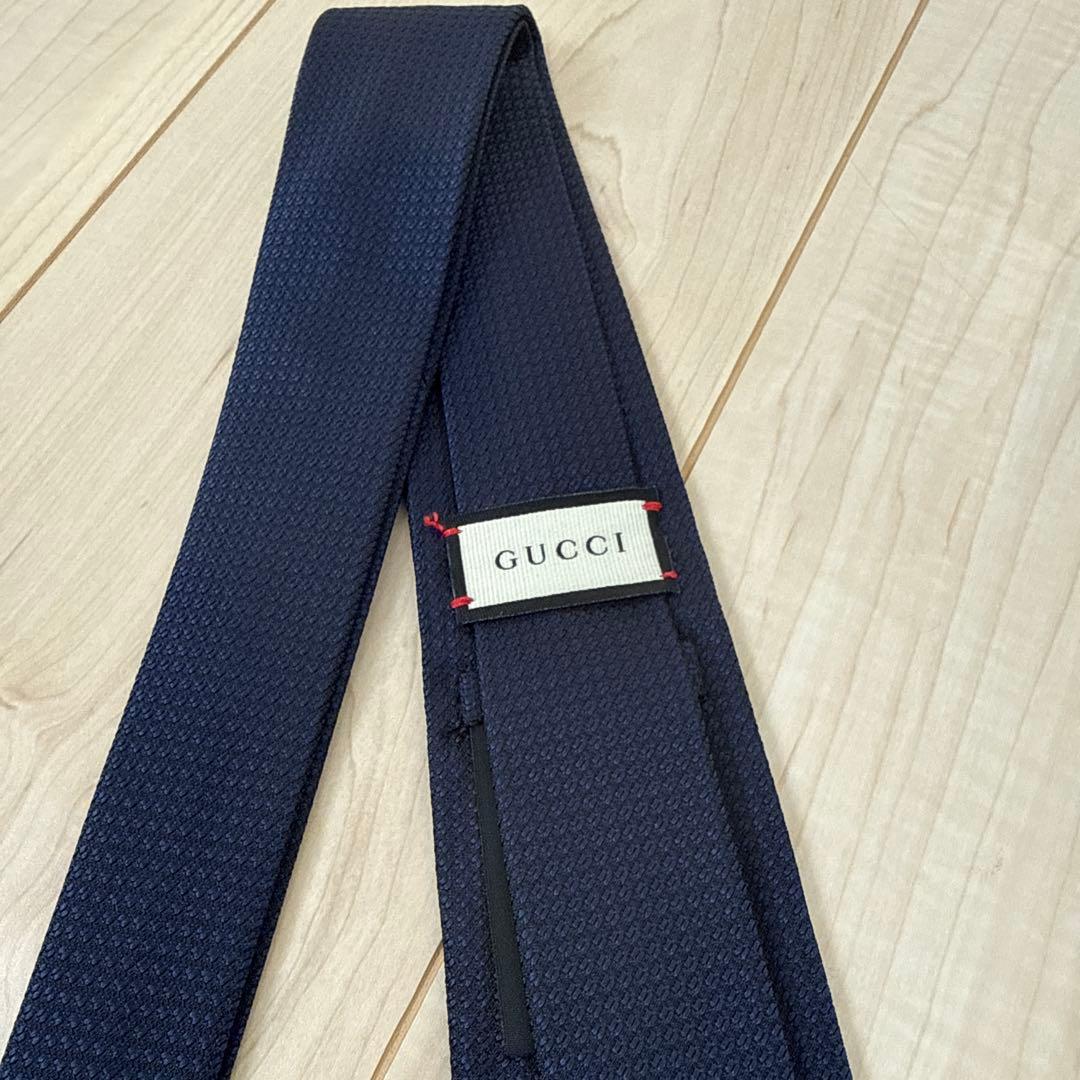 GUCCI bee ネクタイ 超美品