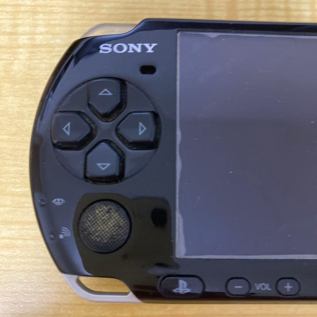 【レア特価！】PSP3000本体＋ダンジョントラベラーズ2