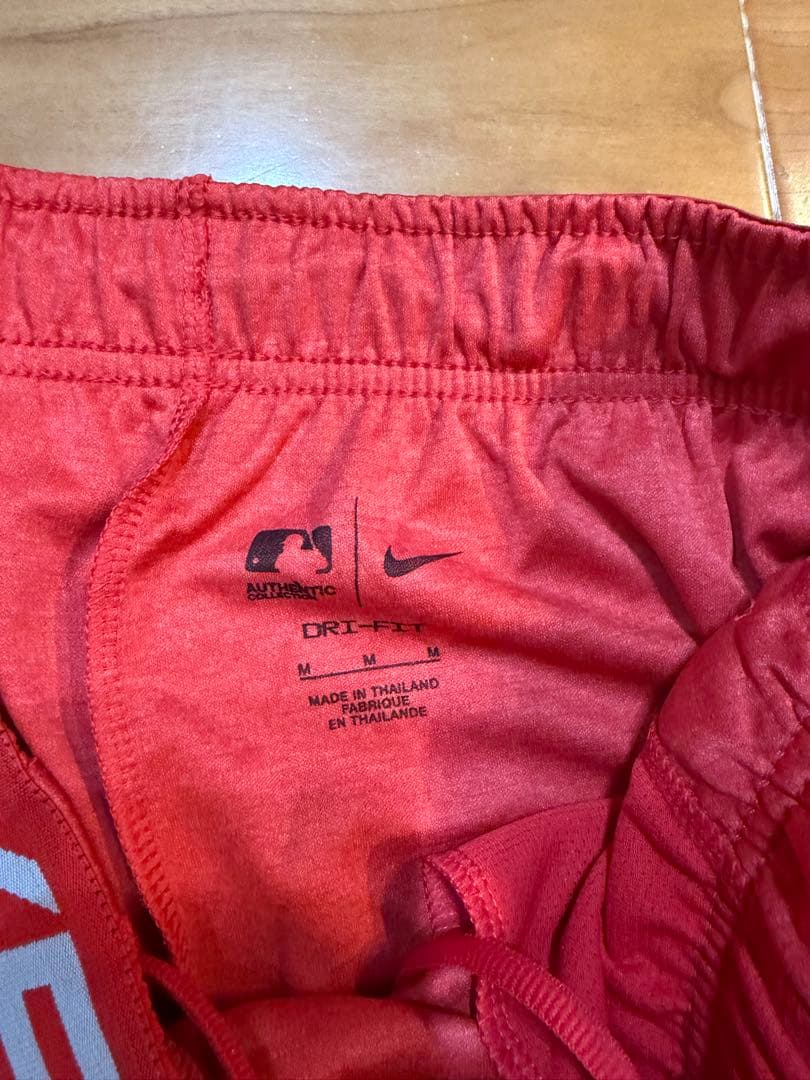 新品同様　ナイキ　NIKE ボストン・レッドソックス ショートパンツ日本Lサイズ