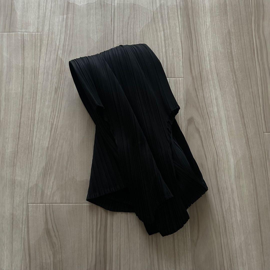 PLEATS PLEASE ISSEY MIYAKE BASICS ブラック