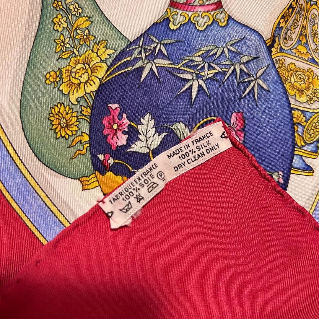 HERMES カレ90スカーフ 香水瓶Qu importe le flacon