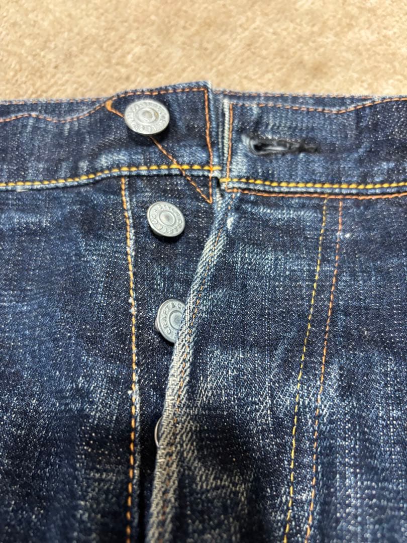 漢字刺繍ダークブルーストレートデニム