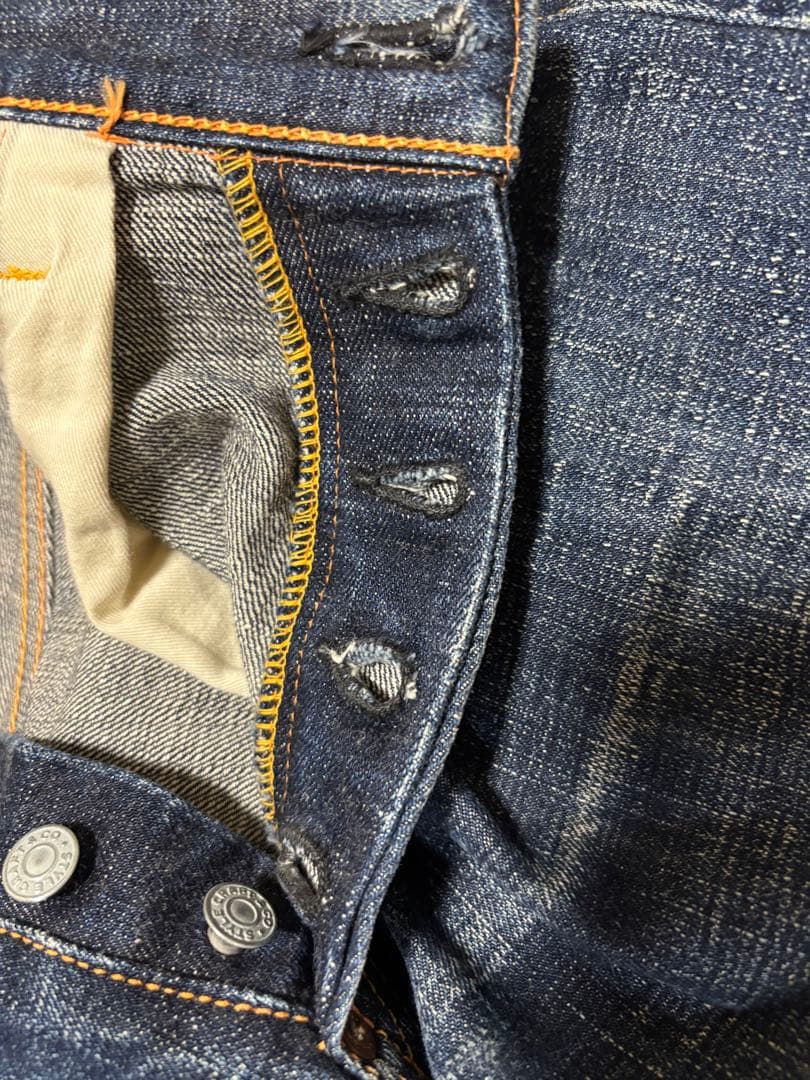 漢字刺繍ダークブルーストレートデニム