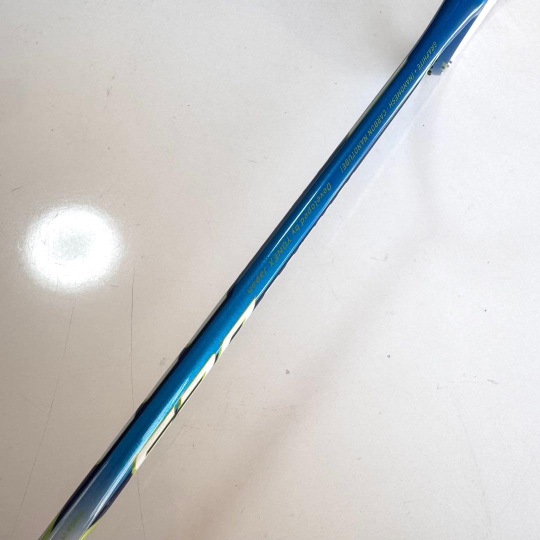 YONEX バドミントンラケット ラケットケース付き ！