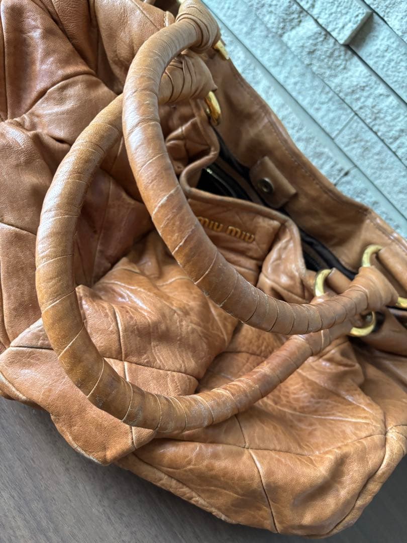 中古 miu miu キルティングレザー バッグ