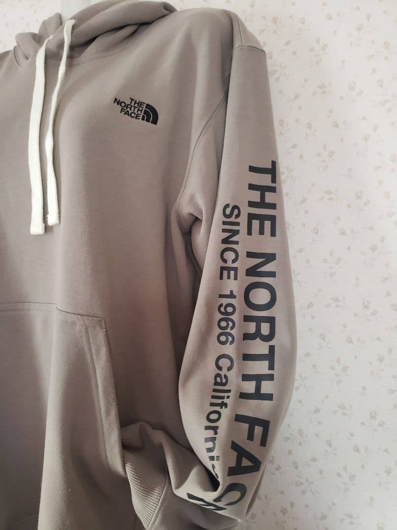 THE NORTH FACE メッセージロコ゚フーディ