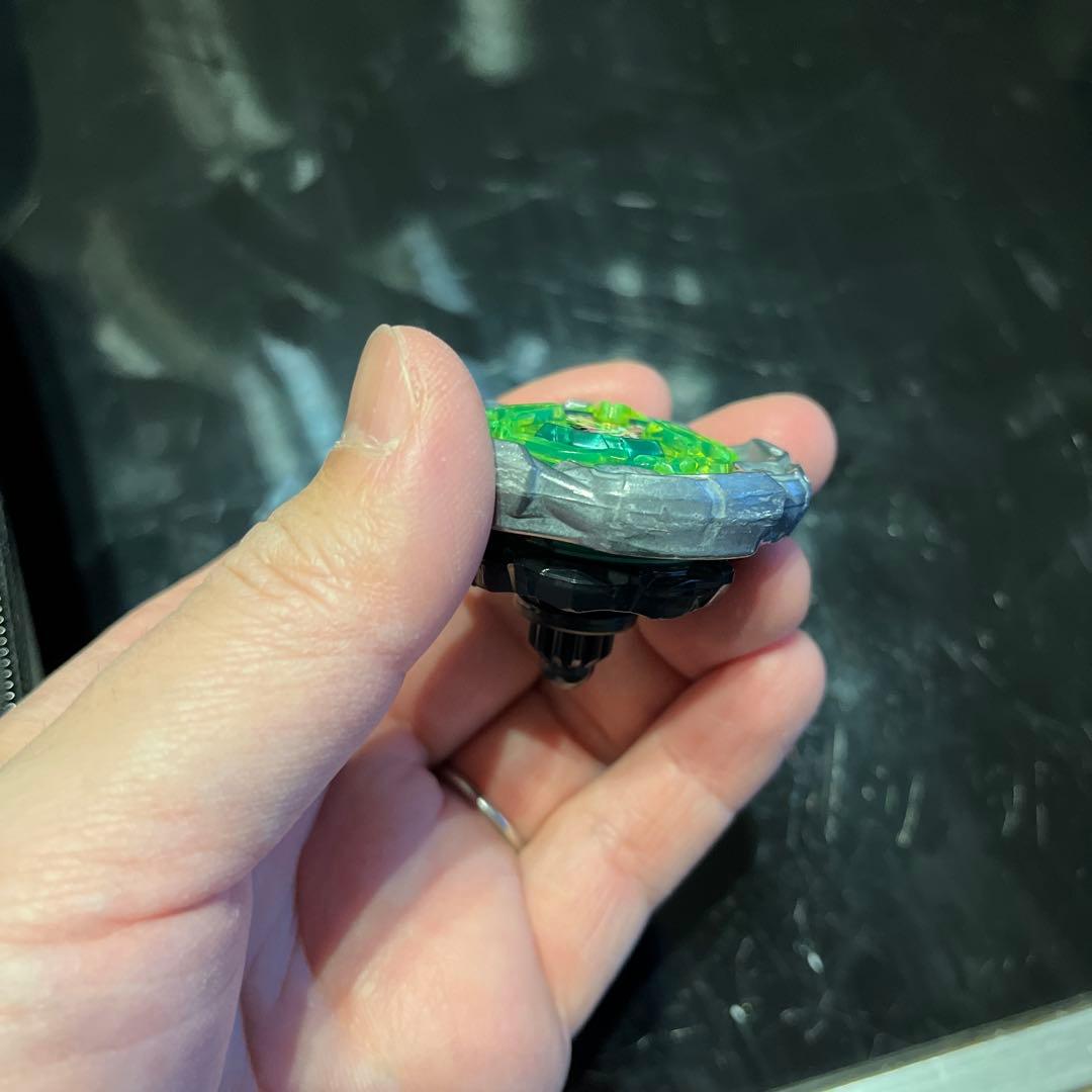 ベイブレードX 最強セット ケース付き 8個
