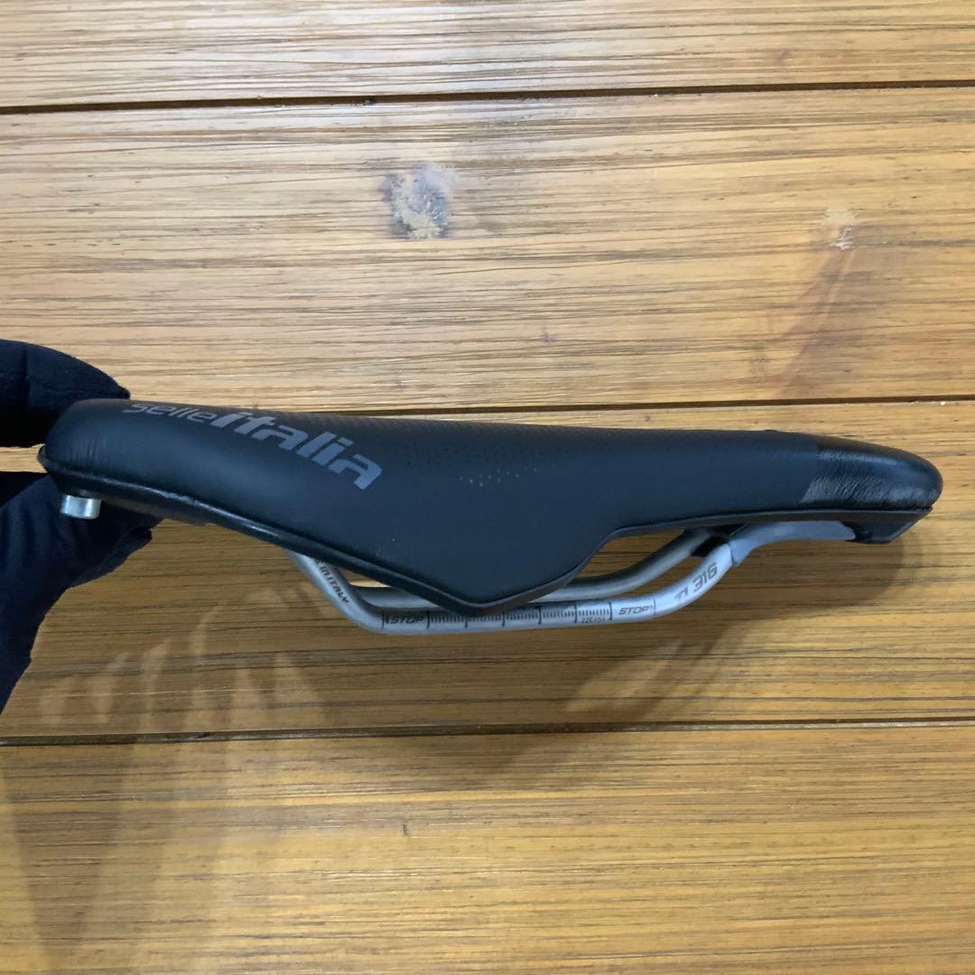 SelleItalia WATT GEL TI316 SUPERFLOWサドル