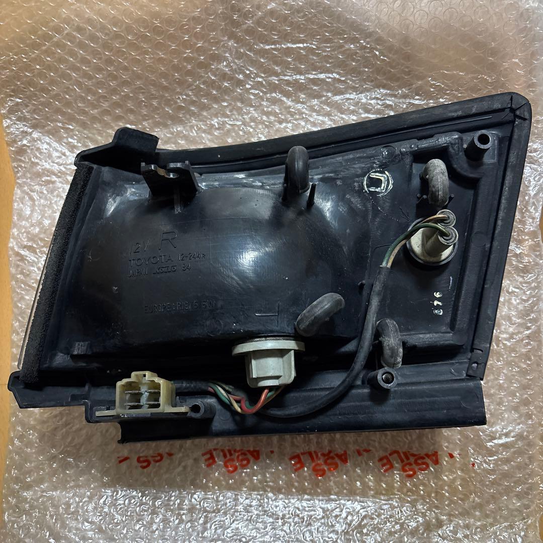 ae86 レビン　後期　純正　コーナーランプ　レンズ