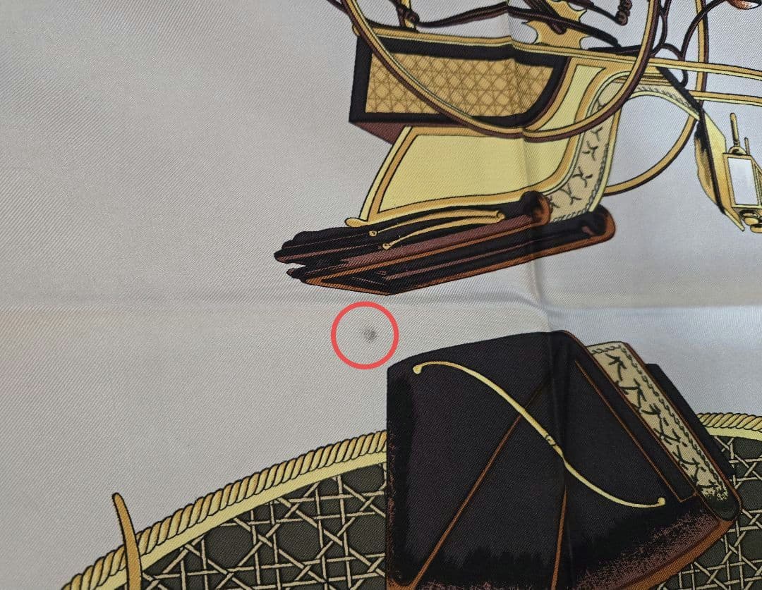 HERMES エルメス　カレ　LA PERRIERE スカーフ