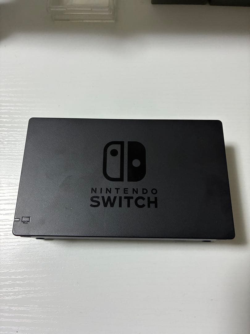 ジャンク品　Nintendo Switch 本体、ドック、電源ケーブル