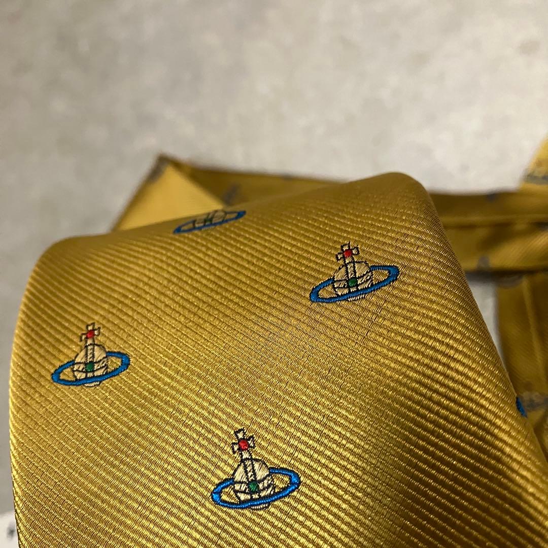 Vivienne Westwood、ネクタイ、イエロー系、マスタード系