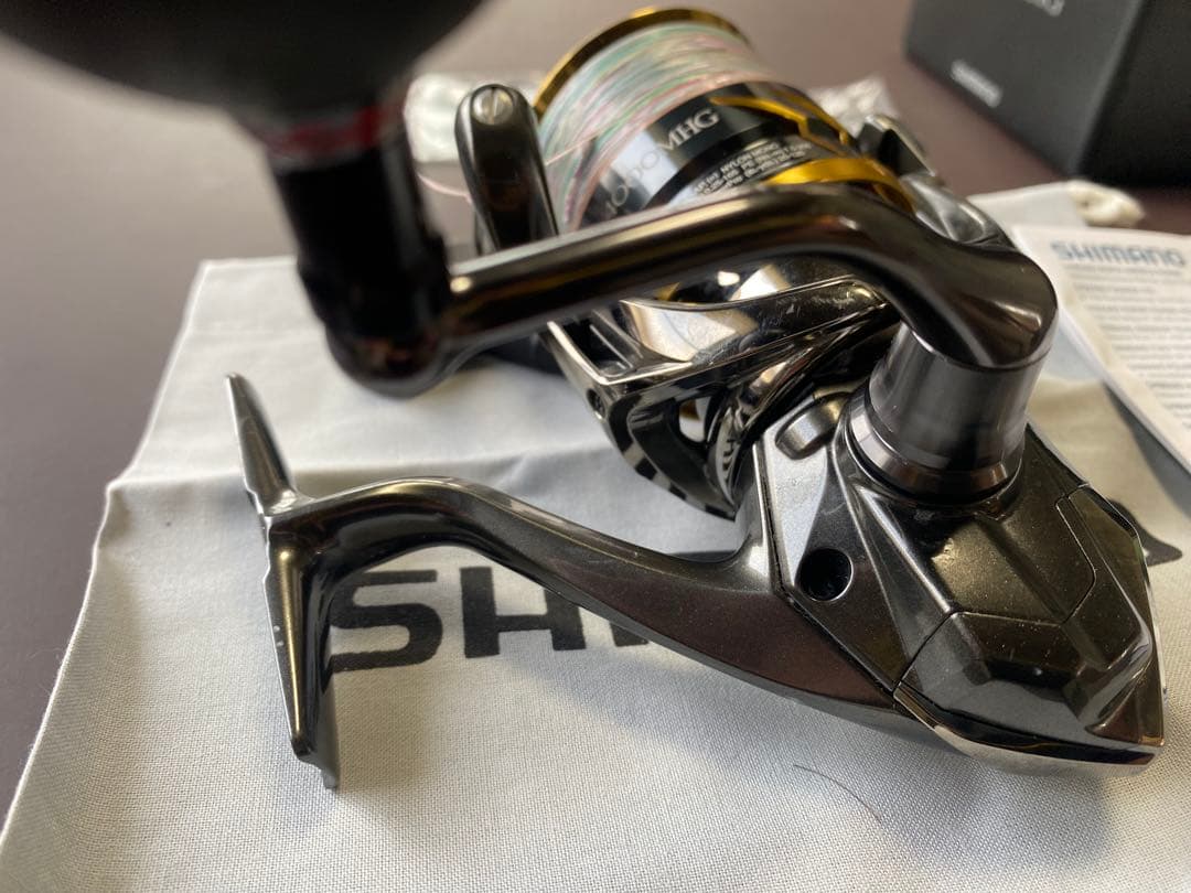 Shimano Twin Power スピニングリール　4000mhg