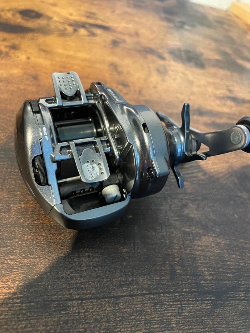 SHIMANO 15メタニウムDC HG