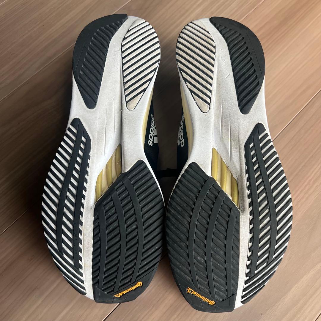 adidas ブラックランニングシューズ アディゼロ ボストン 10