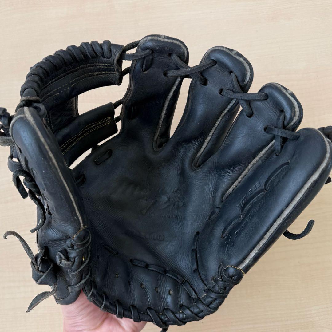 ミズノプロ　硬式　内野手用グローブ　黒　ブラック