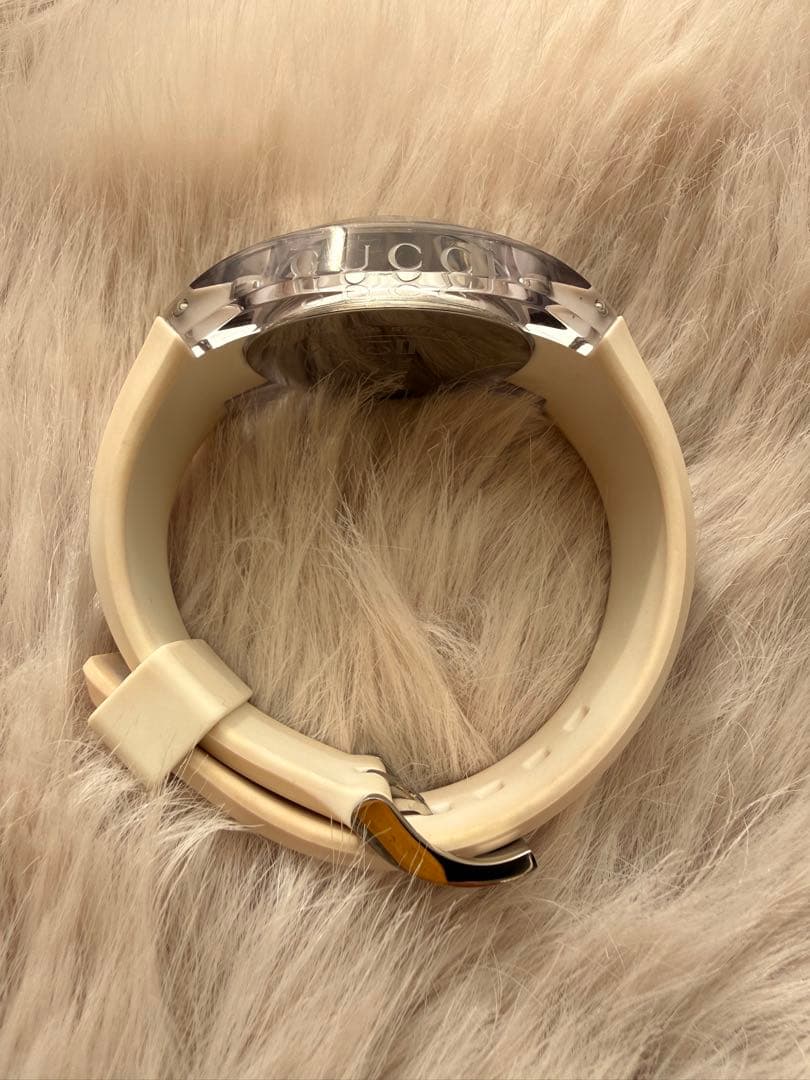 GUCCI 腕時計 クォーツ ホワイト