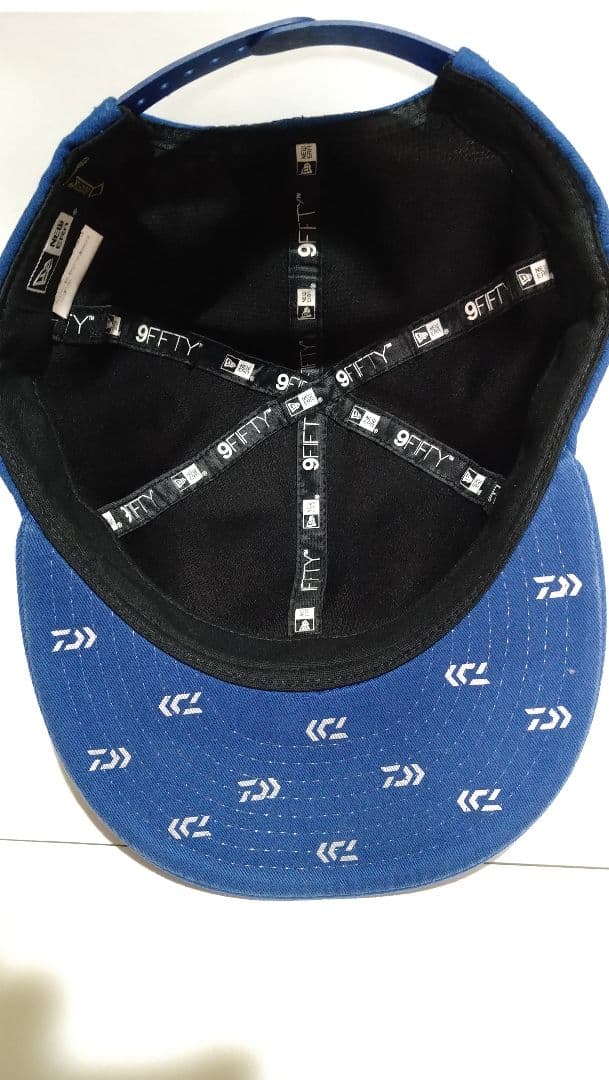 か*ー様 NEWERA　Daiwa 帽子青　 銀マーク