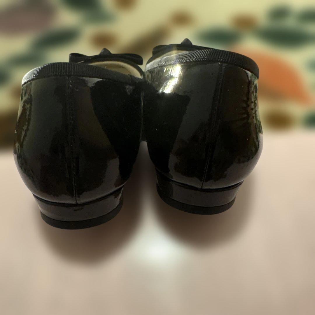 ダイアナ 黒 バレエシューズ