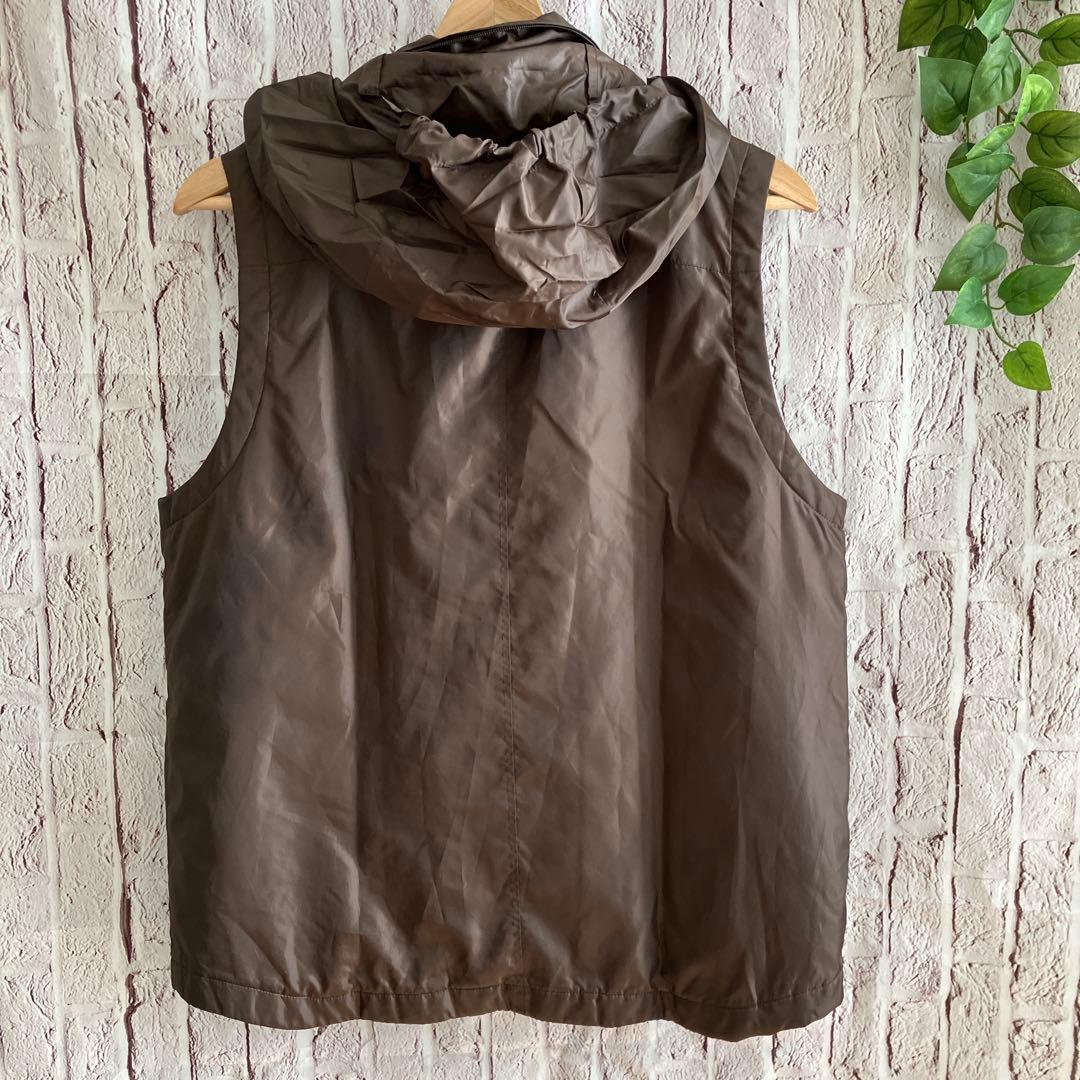 BURBERRY バーバリー　チェックライナー付き フードベスト ブラウン L