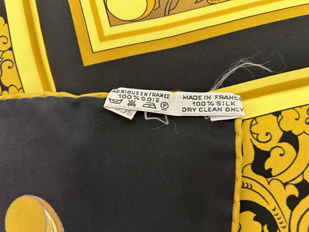 HERMÈS エルメス　カレ90 シルクスカーフ　フランス製　正規品