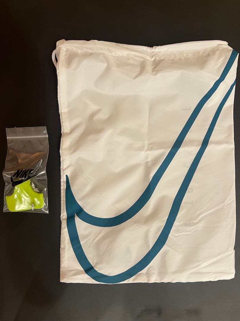 NIKE ドラゴンフライ2(23.5cm) 未使用