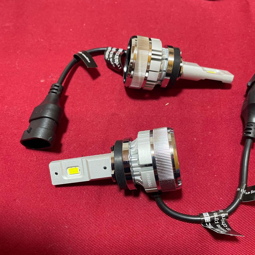 未使用品　LEDヘッドライト　フォグランプ　HID屋