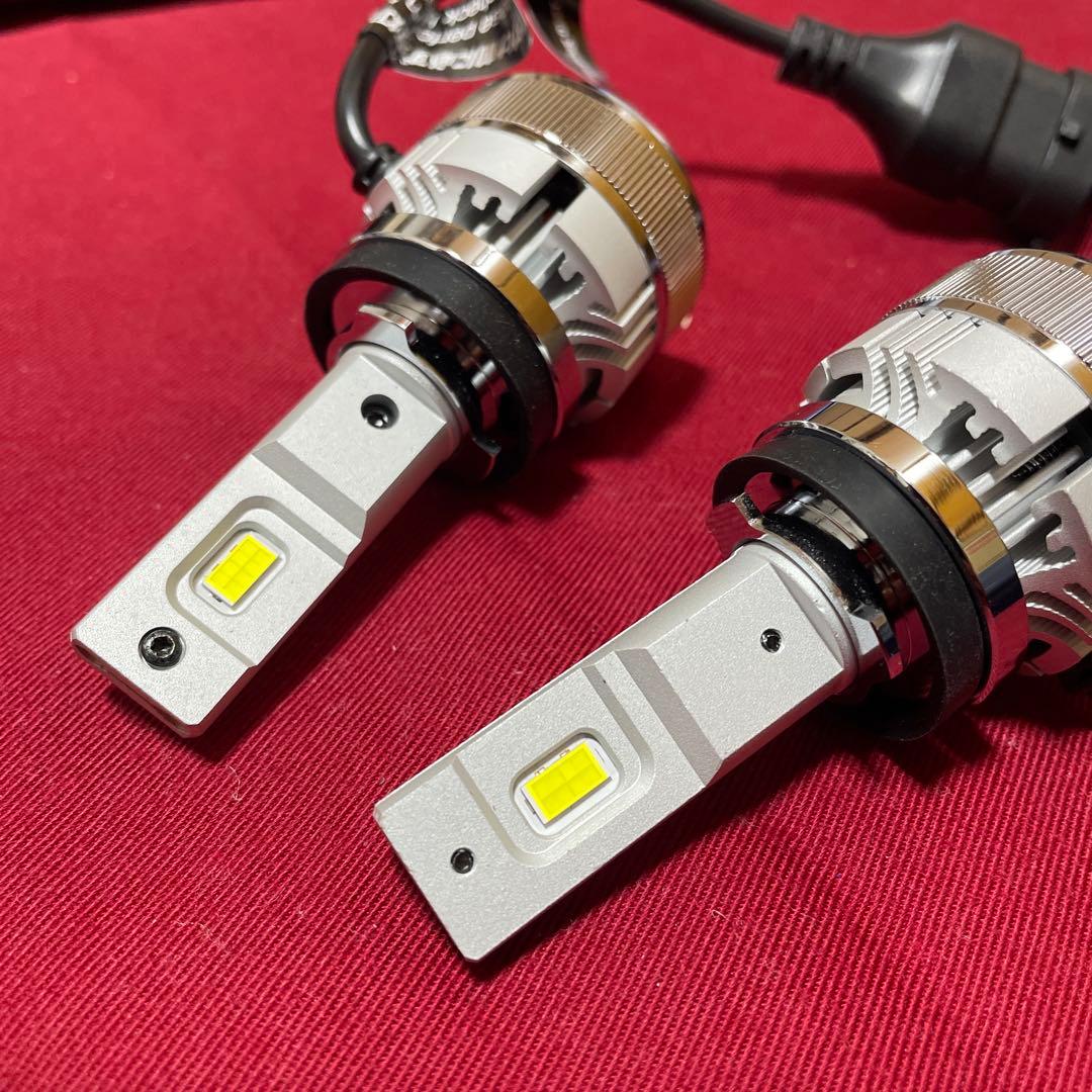 未使用品　LEDヘッドライト　フォグランプ　HID屋