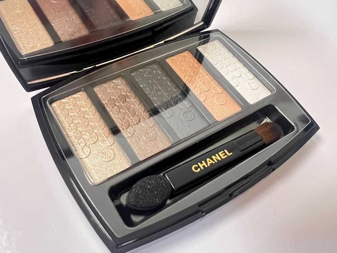 限定品CHANEL シャネル アイシャドウパレット