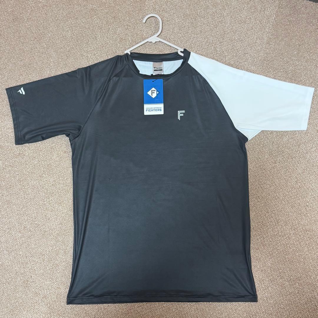 【新品未使用希少2XL】ファイターズ　26-27ON-FIELD Tシャツ