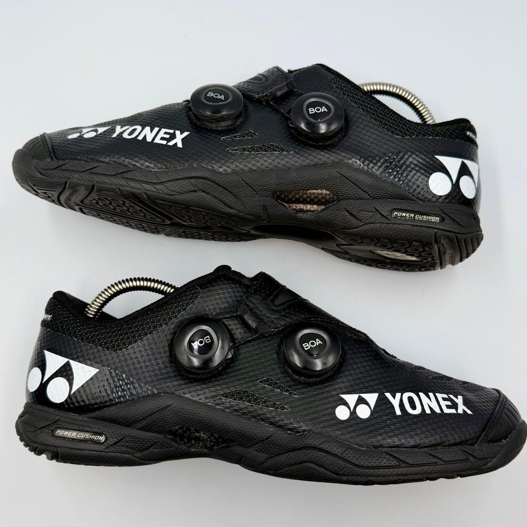 ✨美品✨ ヨネックス YONEX POWER CUSHION INFINITY