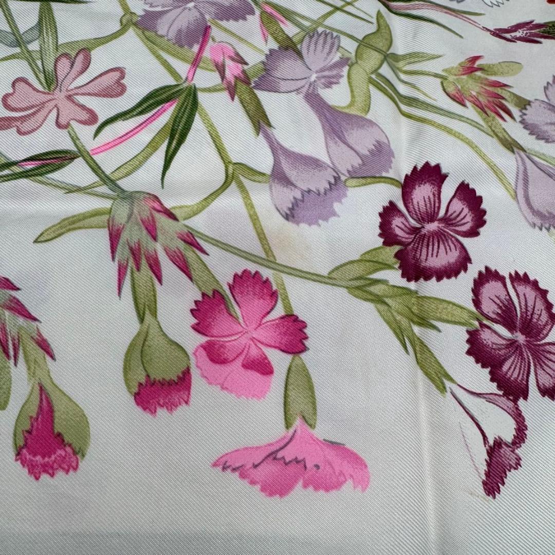 エルメス HERMES カレ90 シルク100　花柄