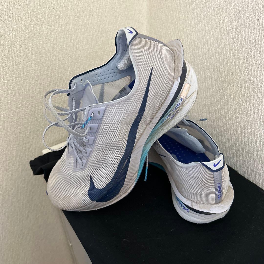 NIKE ヴェイパーフライ4 26センチ