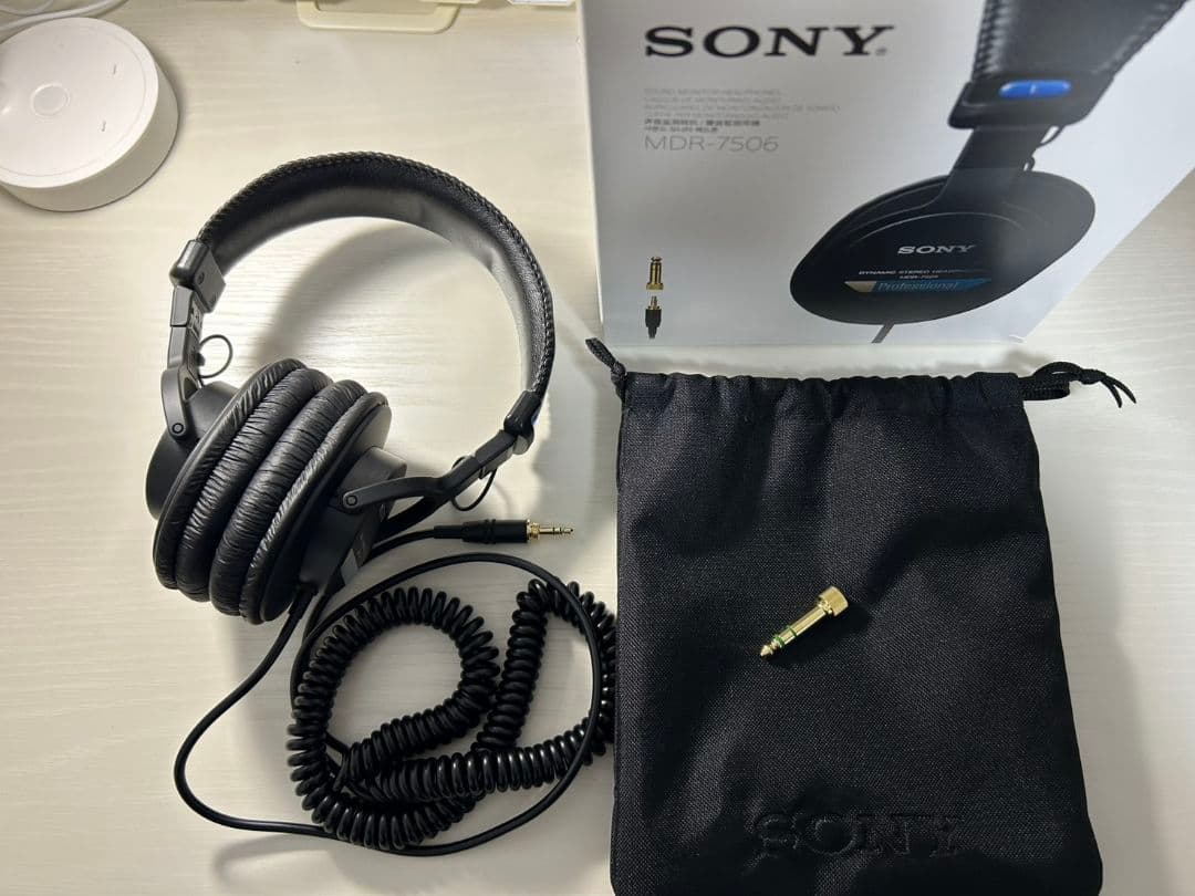 、【新品同様】SONY　MDR-7506 定番スタジオモニターヘッドホン